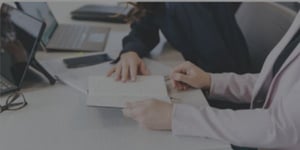 HR.thumbnail.5x2.overlay