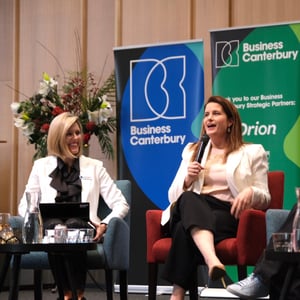 Minister-page-slider-2